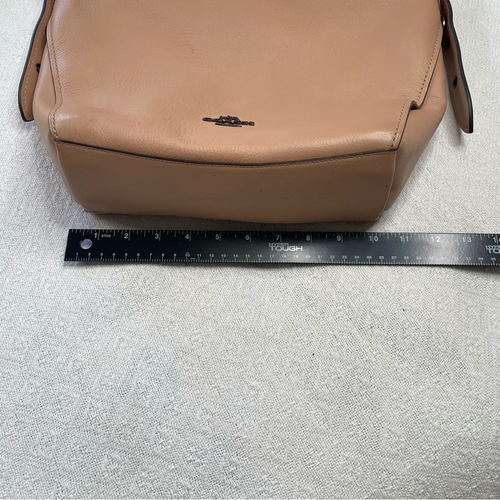 Coach‎  Leather Dufflette Shoulder Bag~ Soft Tan - Picture 3 of 14